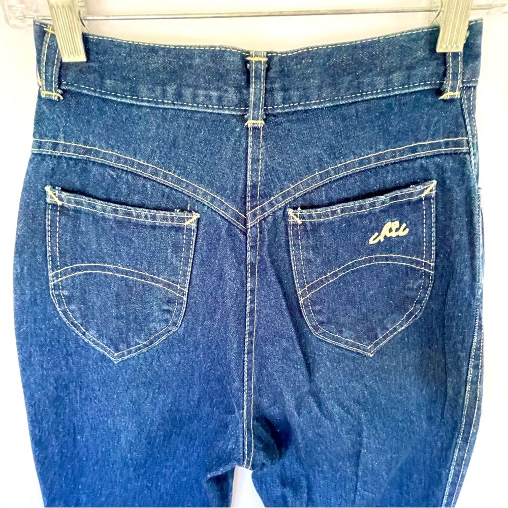 Vintage 80's Chic High Waisted Mom Jeans Dark Wash- 8/9